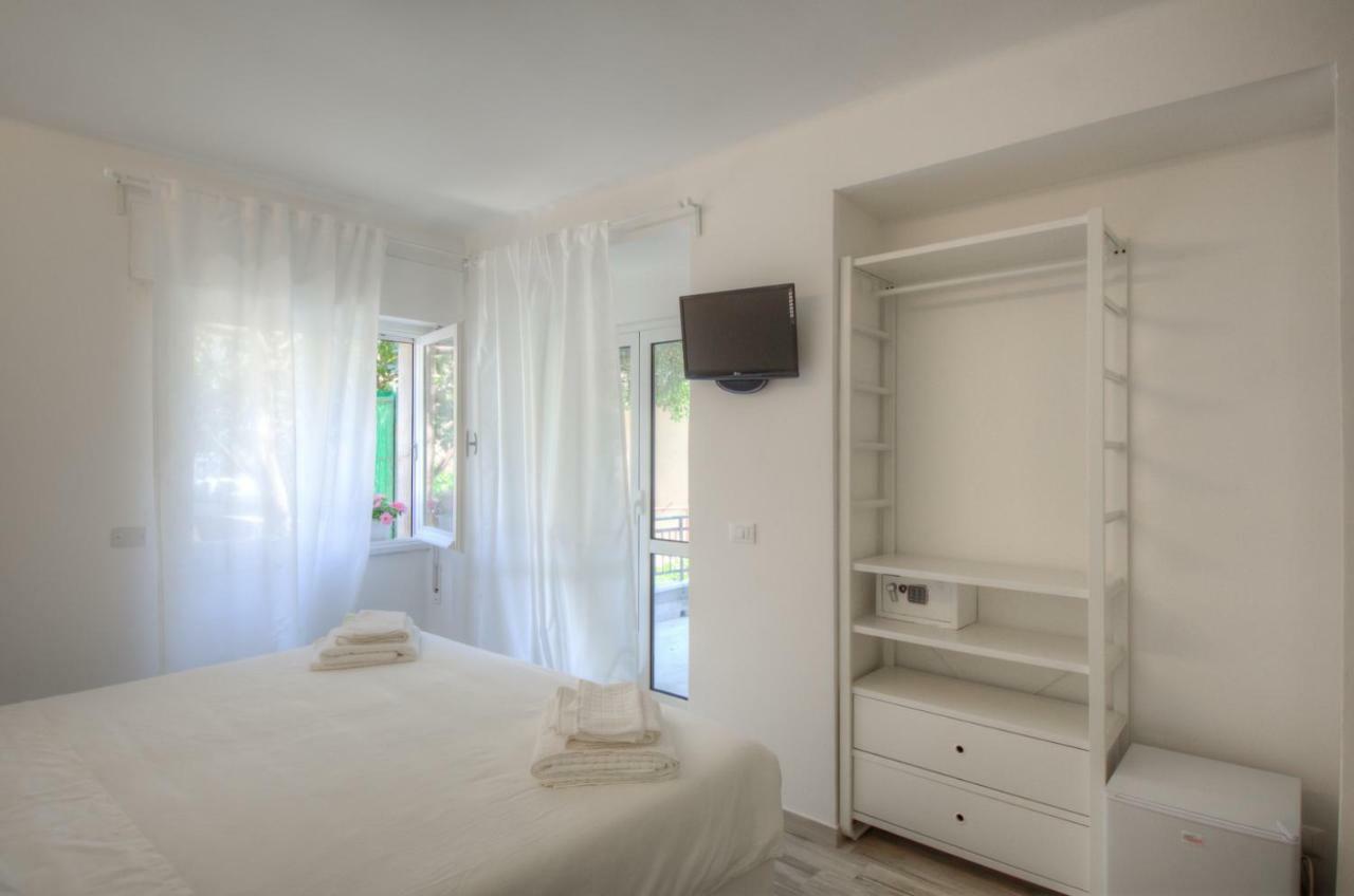 Rione San Carlo Hotell Finale Ligure Exteriör bild