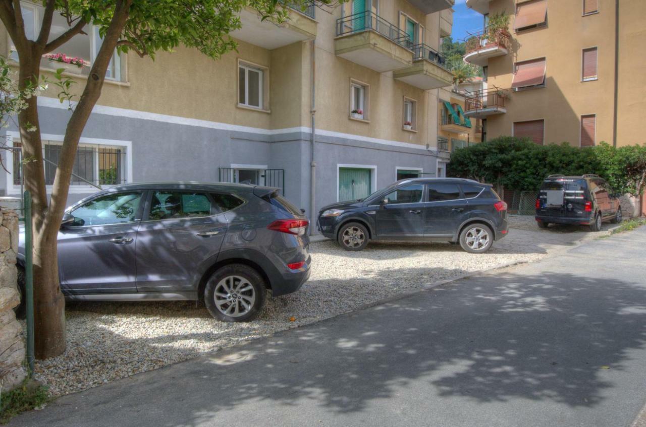 Rione San Carlo Hotell Finale Ligure Exteriör bild
